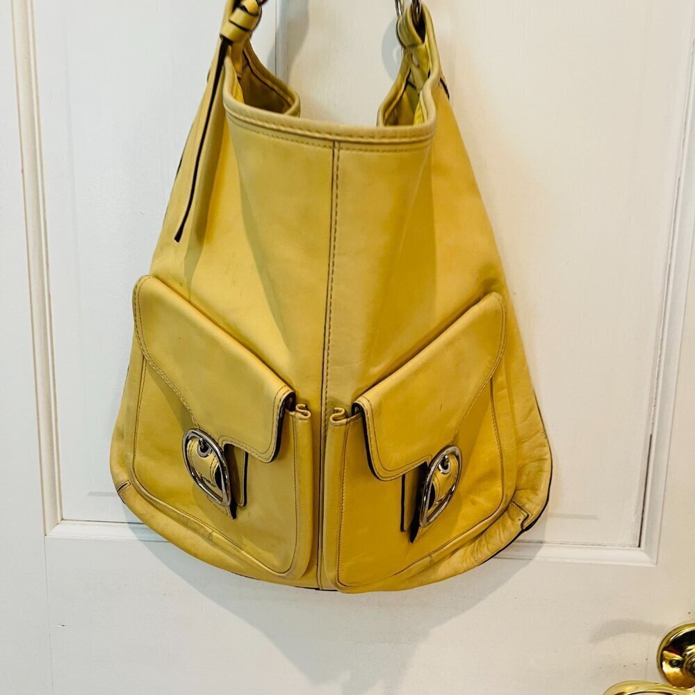Authentic Vintage Y2K 2000 Hobo Coach Yellow Leather Shoulder Bag M0893-F13356 - Picture 7 of 16